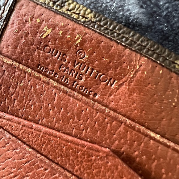 Louis Vuitton Monogram Canvas Square Elise Wallet - Picture 5 of 5